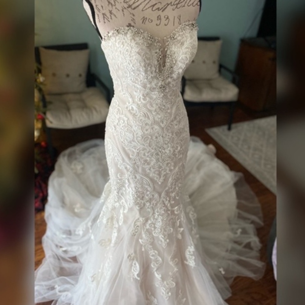 Stella York 6502 wedding gown
